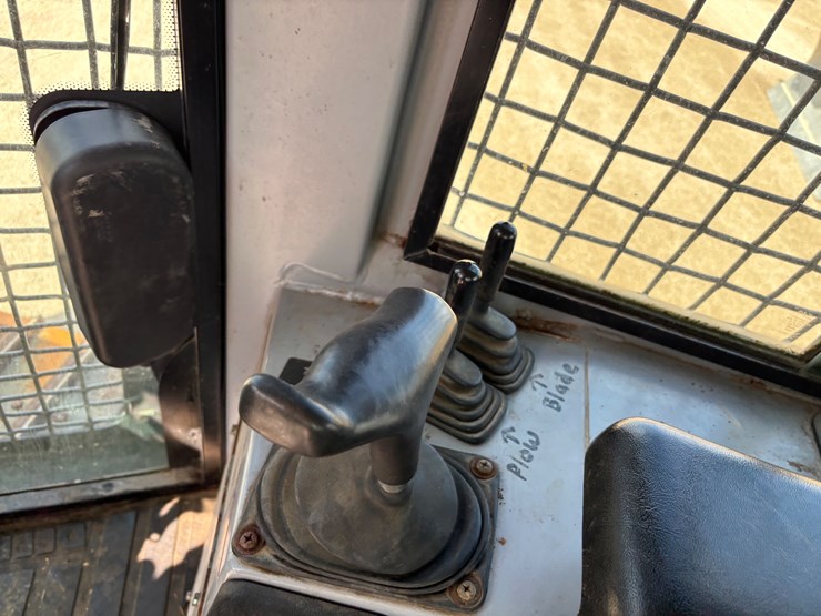 2001-deere-650h-lgp-image-15