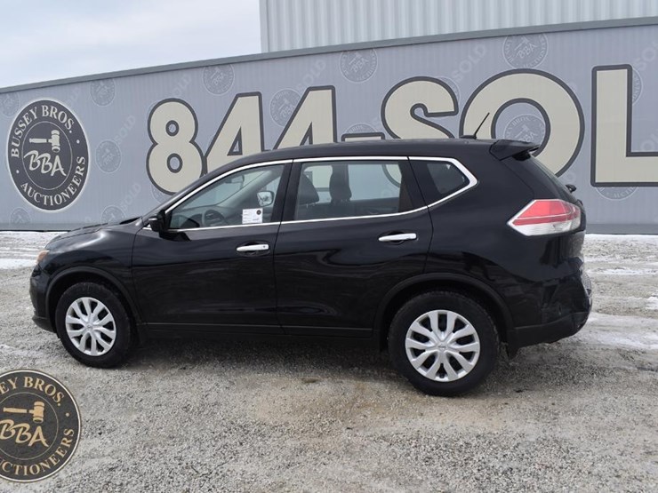 2015-nissan-rogue-image-5