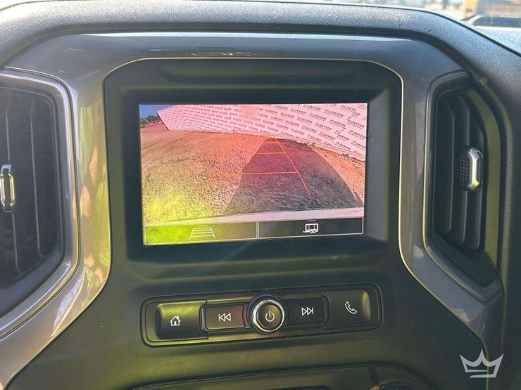 2022-chevrolet-silverado-1500-image-17