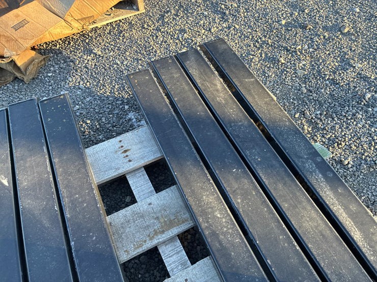 #115452-•-forks-for-a-bkt-48"-long-image-4