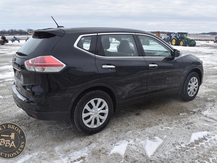 2015-nissan-rogue-image-10