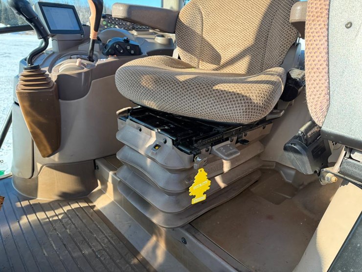 john-deere-6125r-image-56