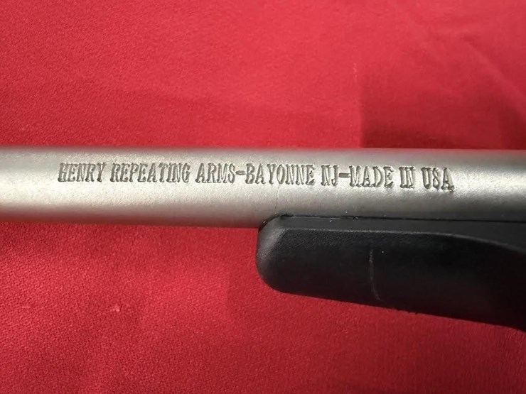 henry-model-h005-mini-bolt-.22-rifle-image-8