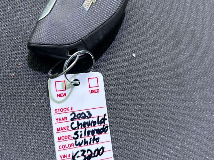 2023-chevrolet-silverado-1500-image-29