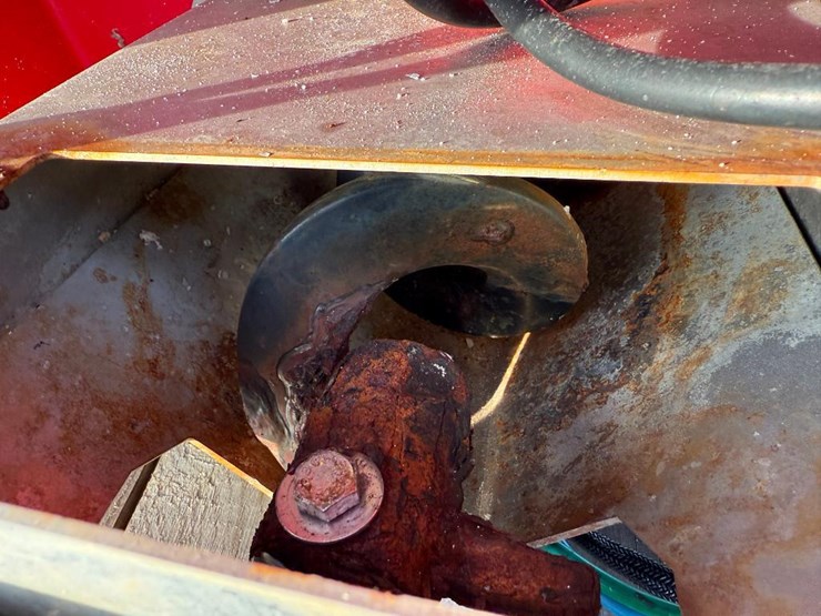 #113-•-lot-113-image-9