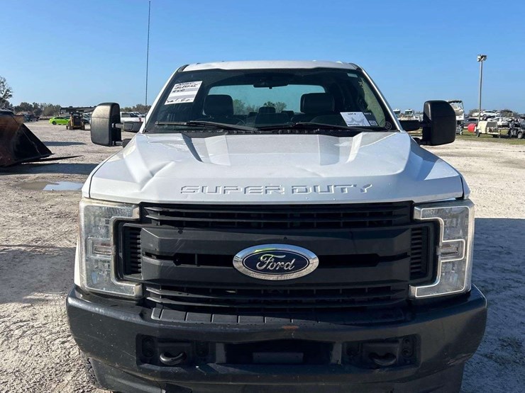 2017-ford-f250-image-25