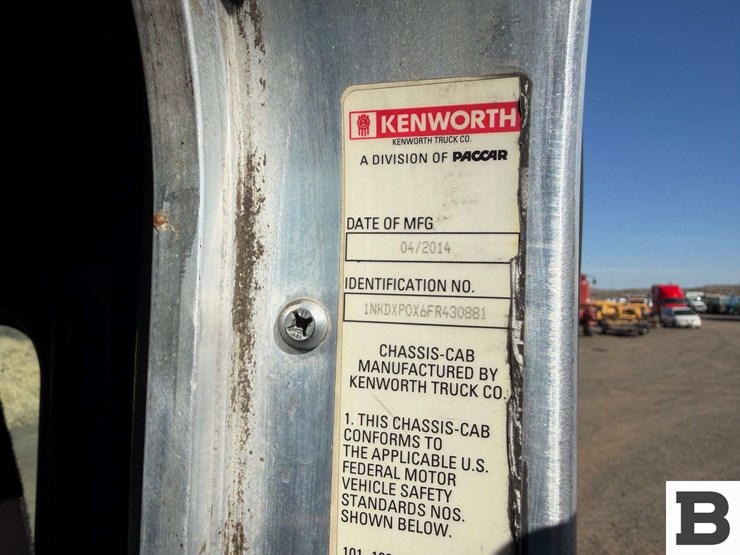 2015-kenworth-t800-image-63