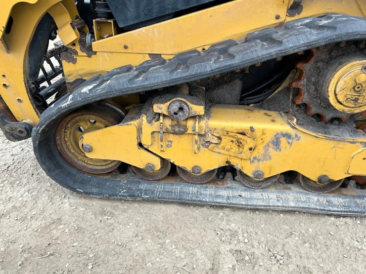 caterpillar-259d-image-16
