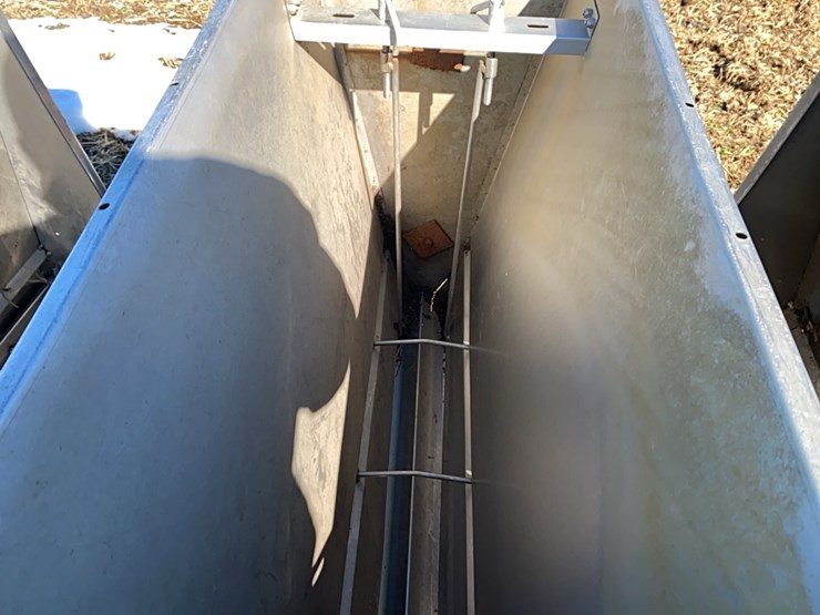 stainless-steel-two-sided-pig-feeder-image-3