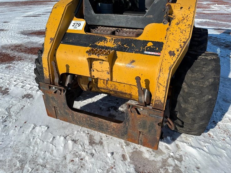 caterpillar-252-image-12