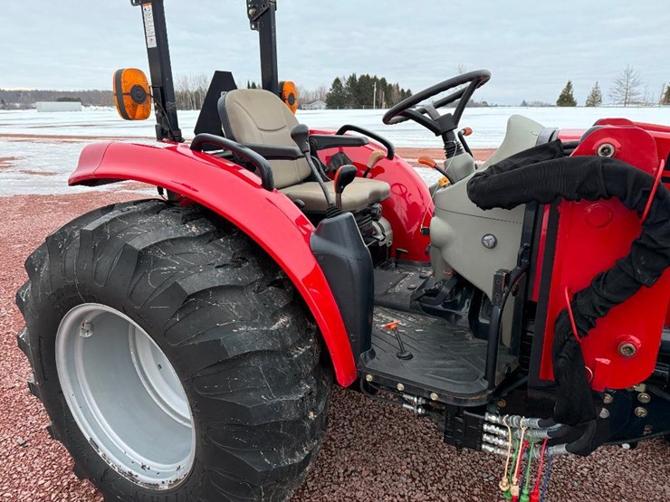 case-ih-farmall-55c-image-21