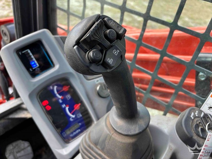 2024-kubota-svl97-2-image-21