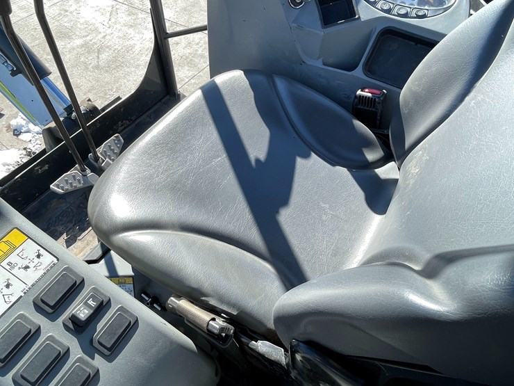 2022-bobcat-e20-image-24