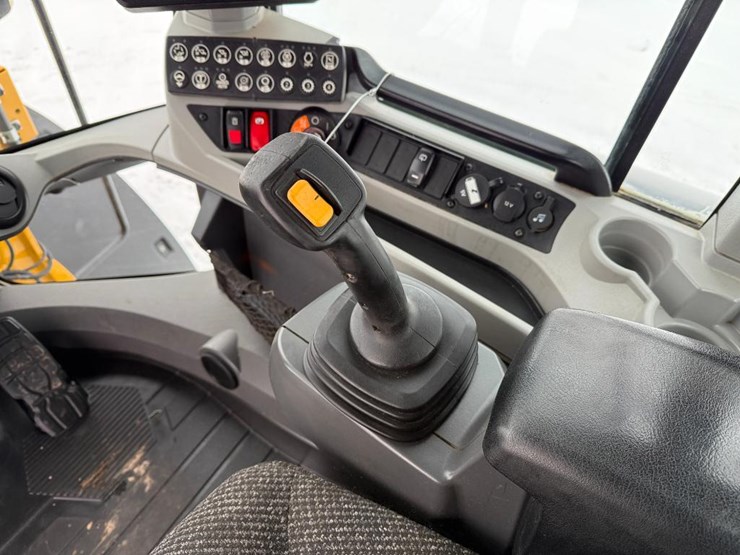 caterpillar-926m-image-67