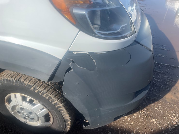 2016-dodge-3500-image-12