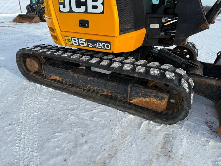 jcb-85z-1-image-13