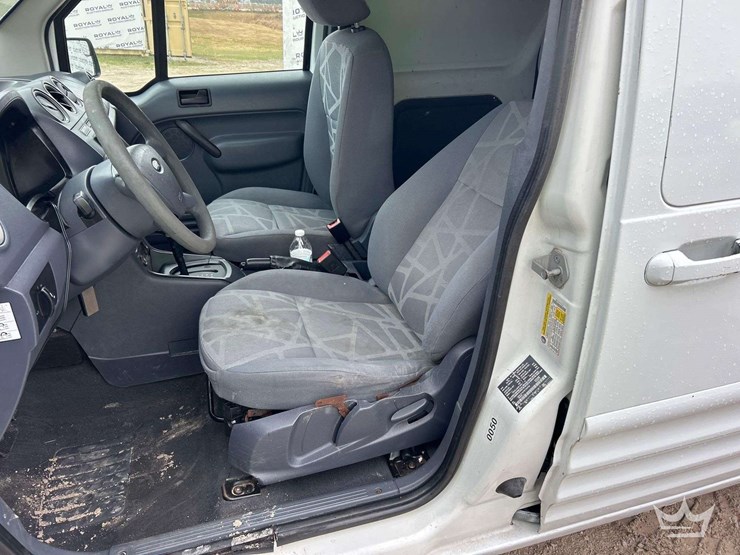 2013-ford-transit-connect-image-13