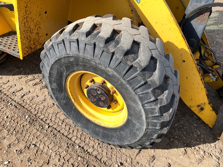 #1012-•-gehl-721-front-end-loader-image-26