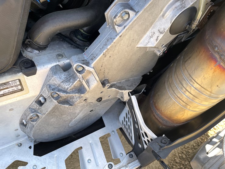 #203-•-2022-ski-doo-renegade-sport-600-efi-snowmobile-(sells-with-bill-of-sale-only)-image-46