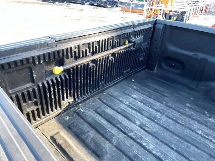 2010-ford-f150-image-19