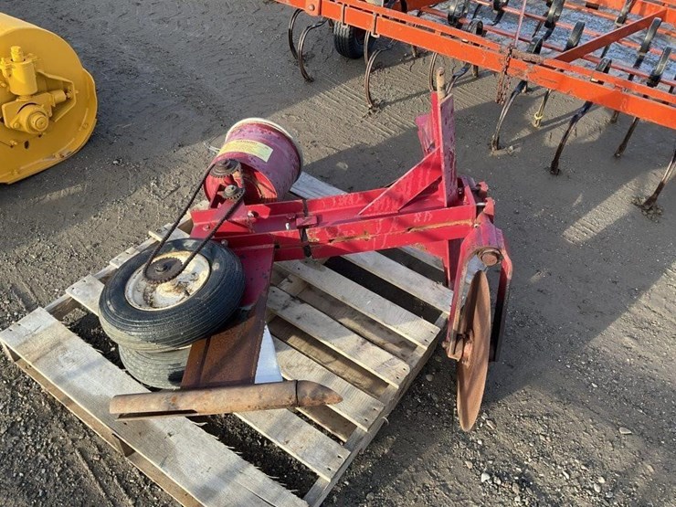 perryco-3-pt-gopher-baiter-image-4