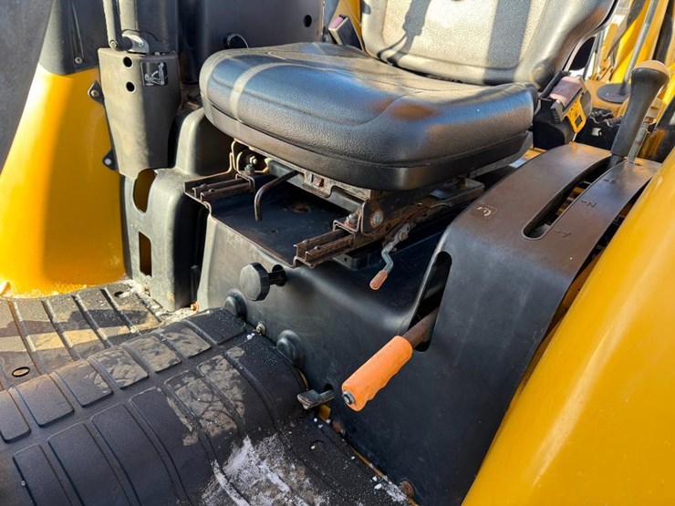 john-deere-110-image-45