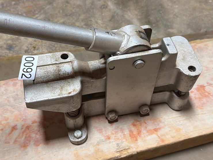 #92-•-greenlee-bender-image-2