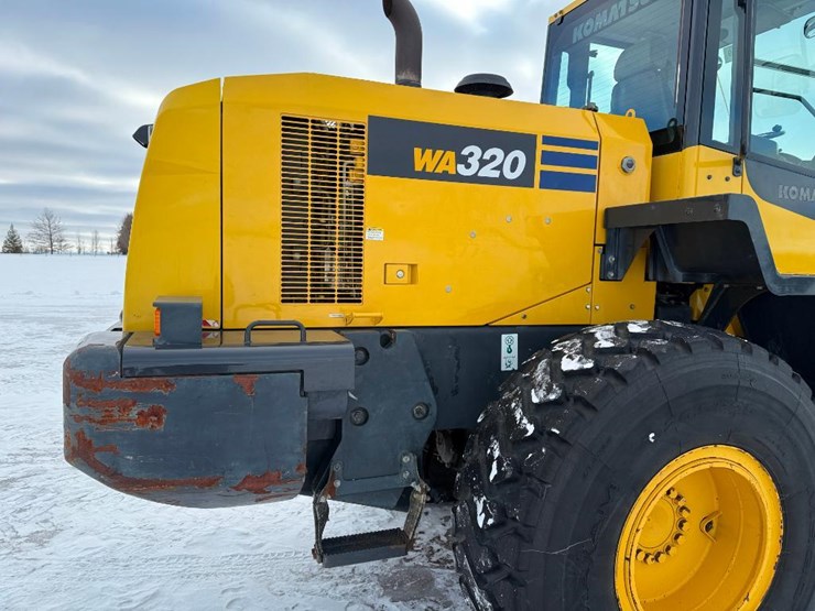 komatsu-wa320-7-image-21