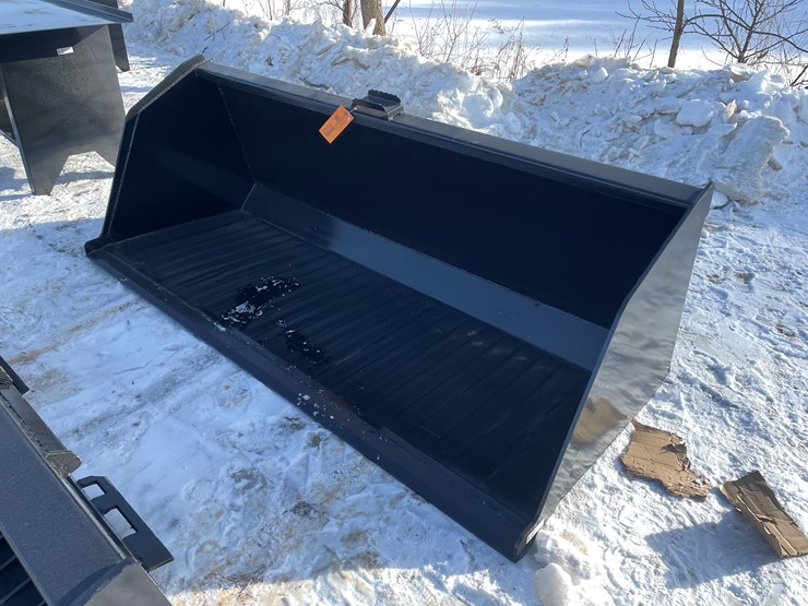 #2502-•-new-kc-84"-snow/litter-skid-steer-bucket-image-1