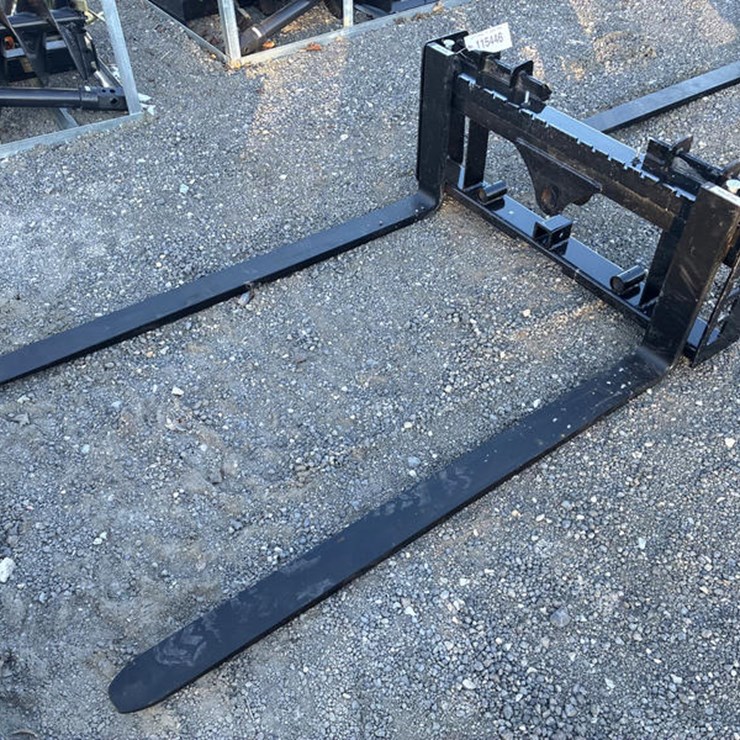 #115446 • 60" SKIDSTEER MT PALLET FORKS