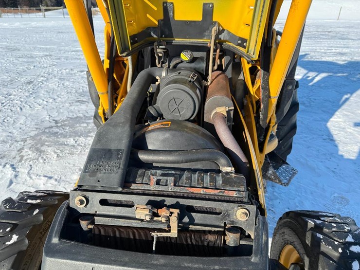 john-deere-110-image-40