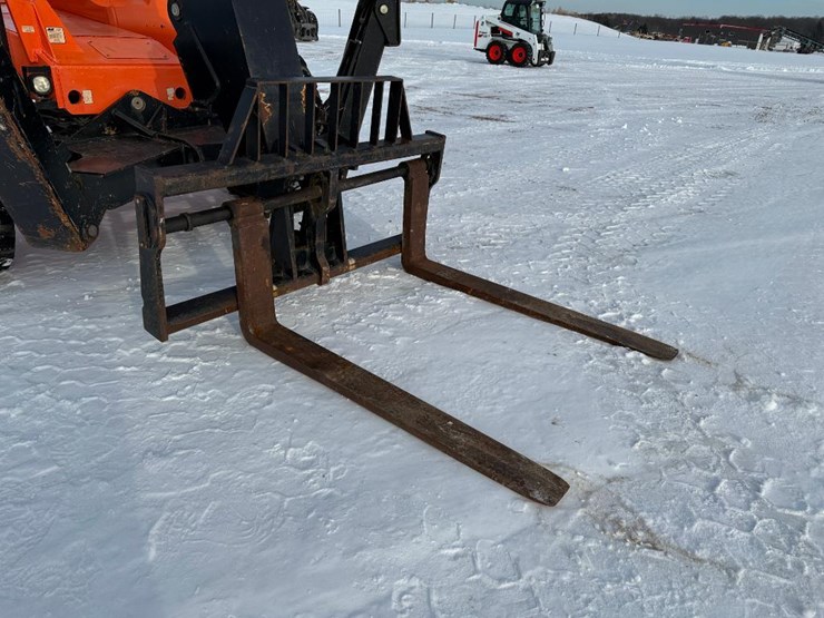 2018-sky-trak-10054-image-25