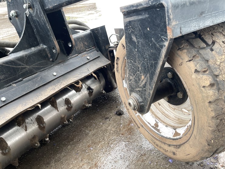#4911-•-virnig-skid-steer-mount-72"-harley-rake-image-5