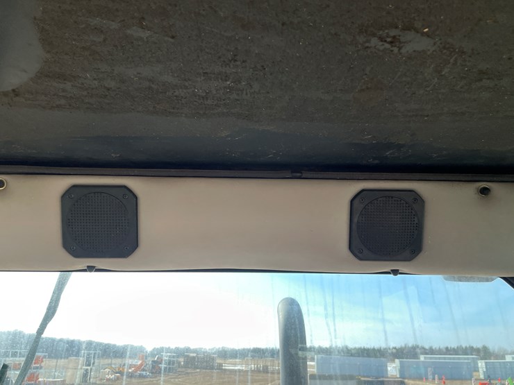 #1012-•-gehl-721-front-end-loader-image-42