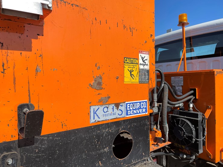 #1465-•-2013-freightliner-asphalt-truck-(has-mn-title)-image-42