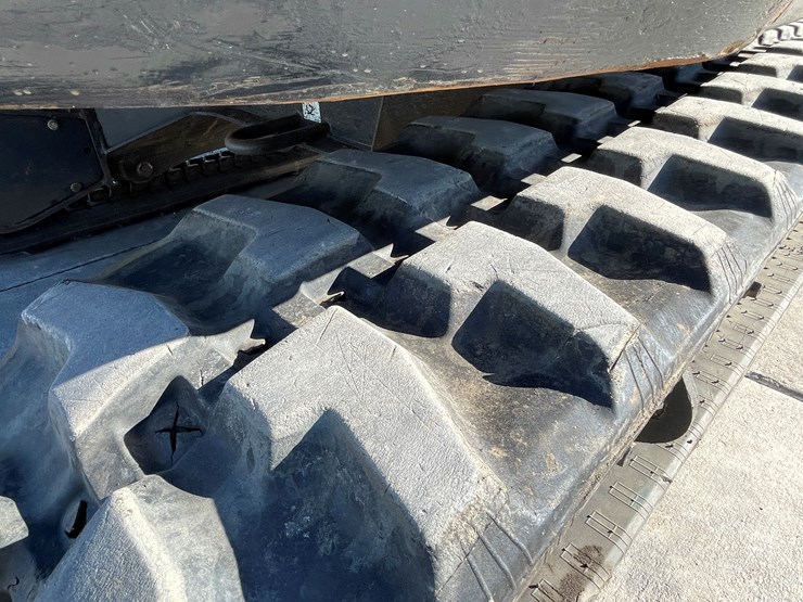 2021-bobcat-e32i-image-35