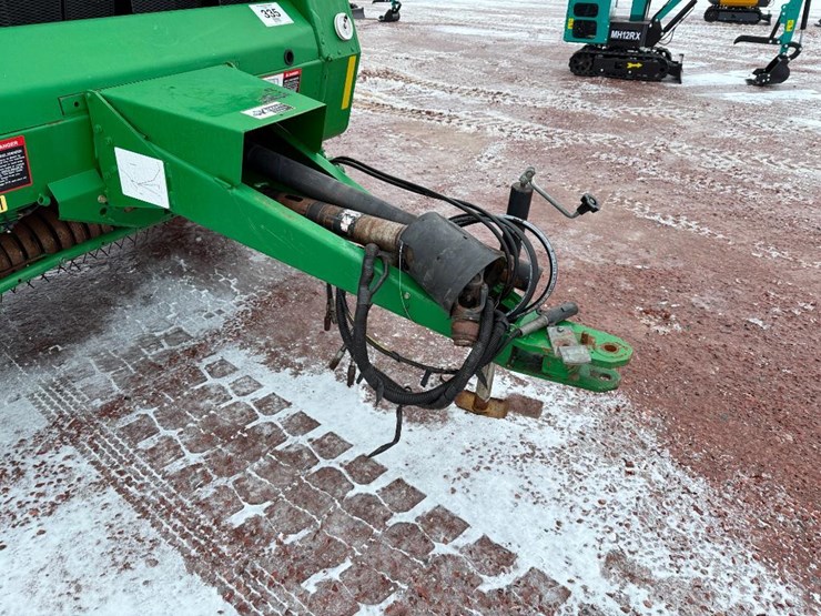 john-deere-566-image-24