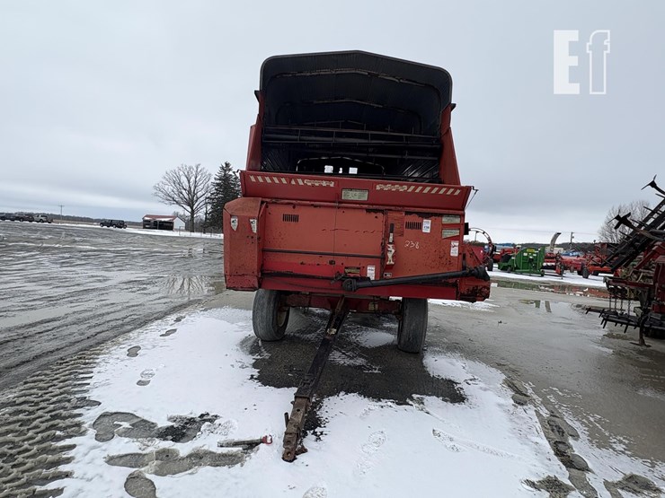 h-&-s-fb7416-image-3