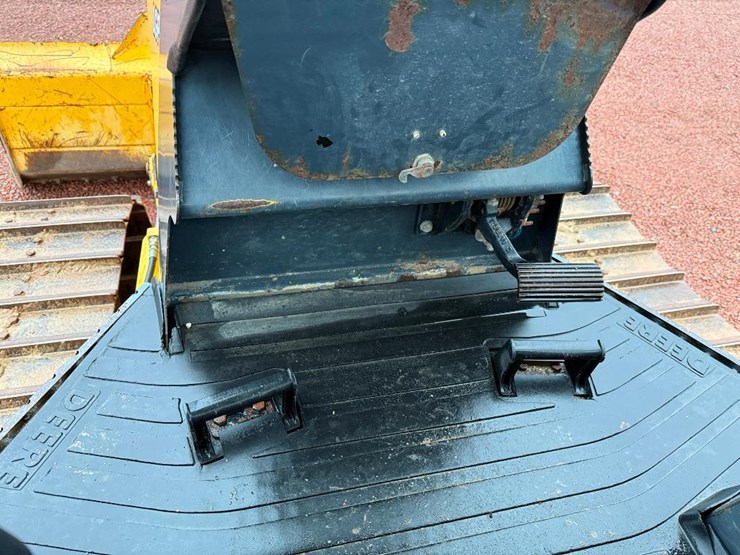 deere-550j-lgp-image-44