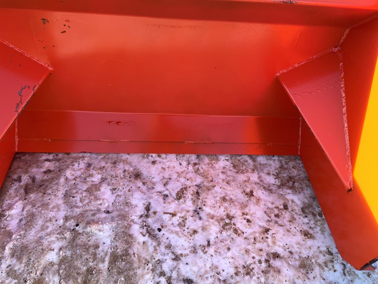 #2516-•-new-kc-mini-36"-snow-pusher-image-9