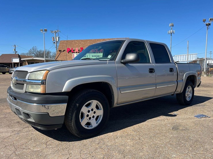 2005-chevrolet-1500-image-1