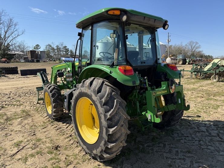 2020-john-deere-5090e-image-4