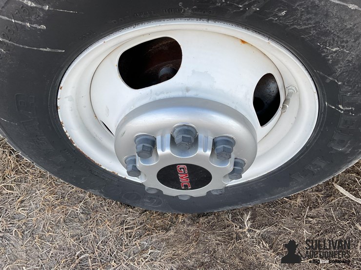 2006-gmc-3500-image-20