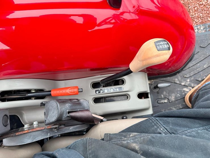 case-ih-farmall-55c-image-45