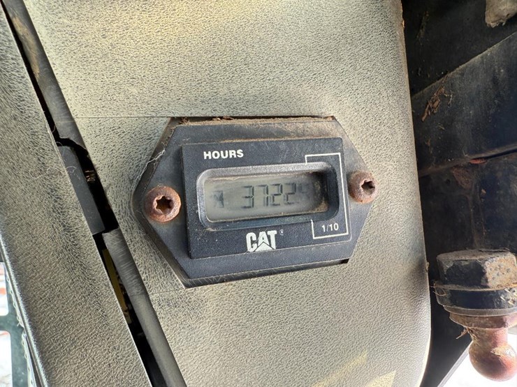 caterpillar-252-image-38