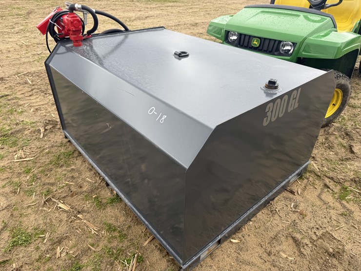 300-gal-fuel-tank-image-1