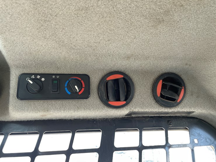 2023-bobcat-t66-image-59