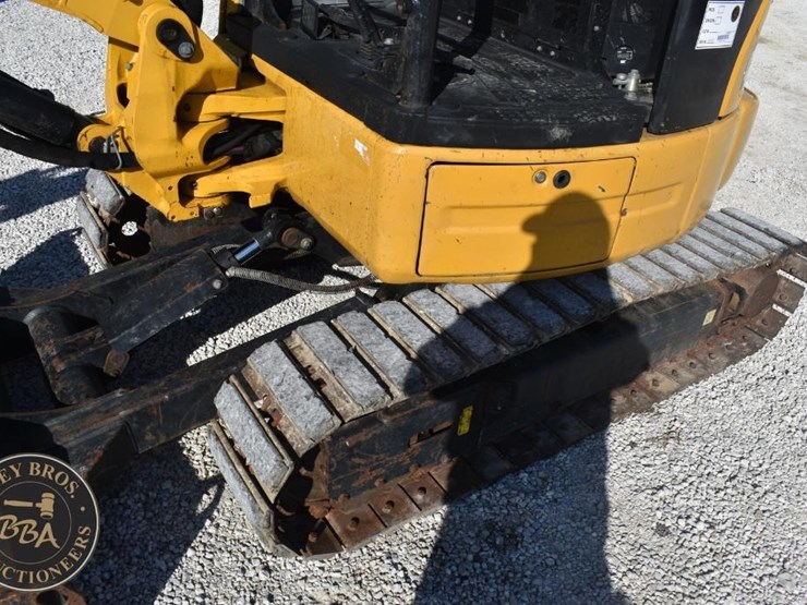 2015-caterpillar-303e-cr-image-24