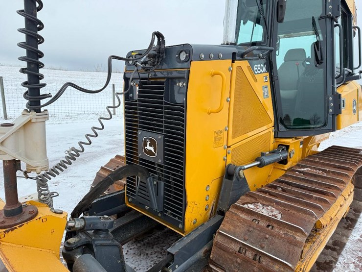 deere-650k-xlt-image-24