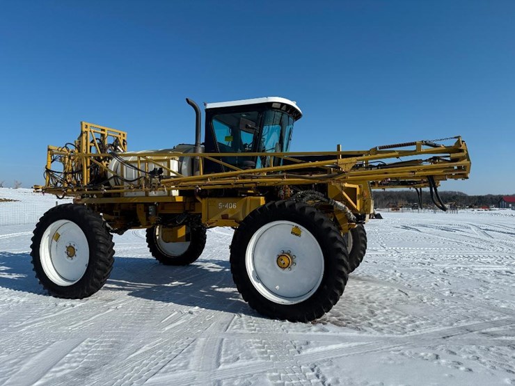 ag-chem-rogator-854-image-3